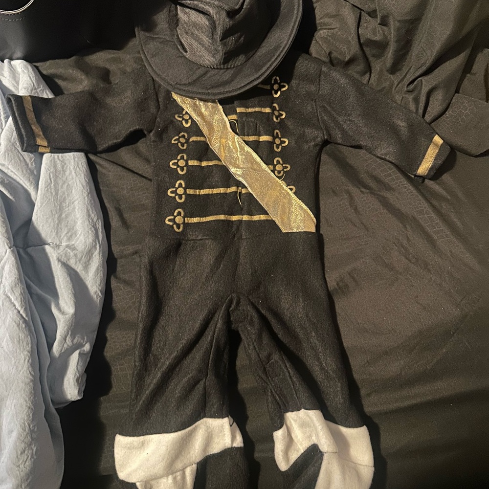 Infant Black and Gold Michael Jackson Costume with Hat